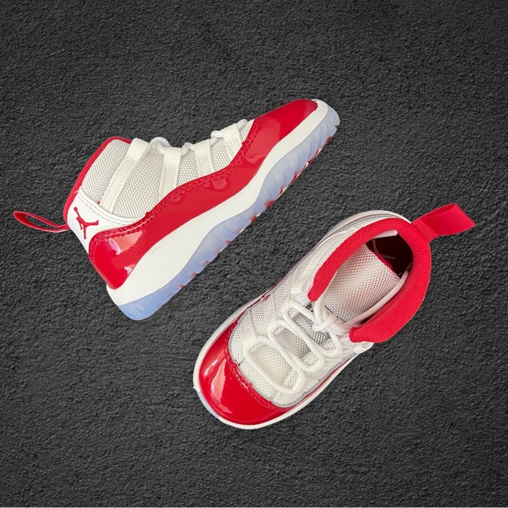 ✔️NIB✔️ NIKE Jordan 11 Retro TD Cherry